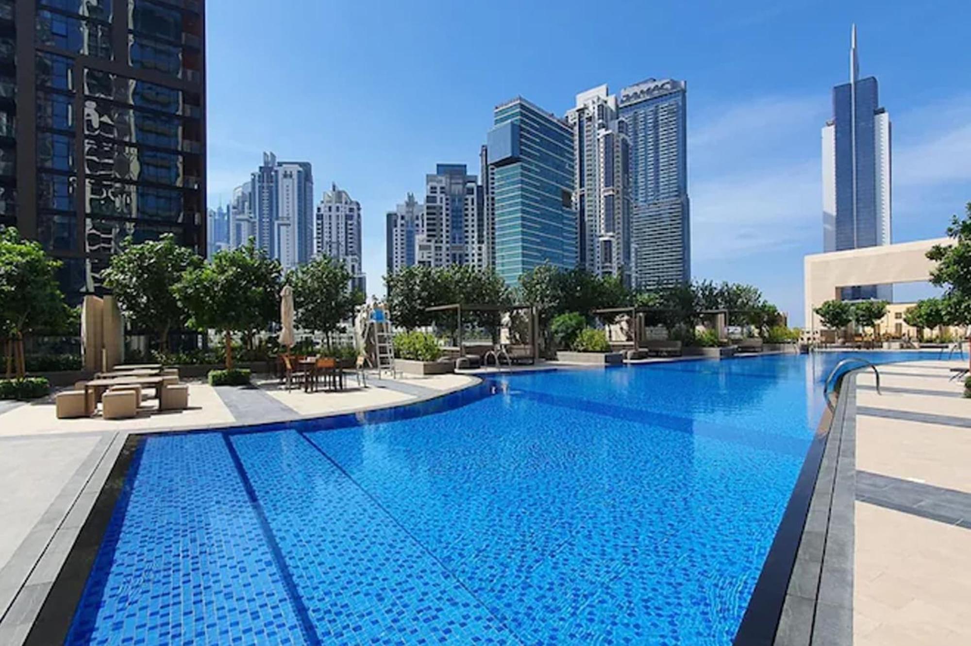 Downtown 1 Bed With City Views Dubái Exterior foto